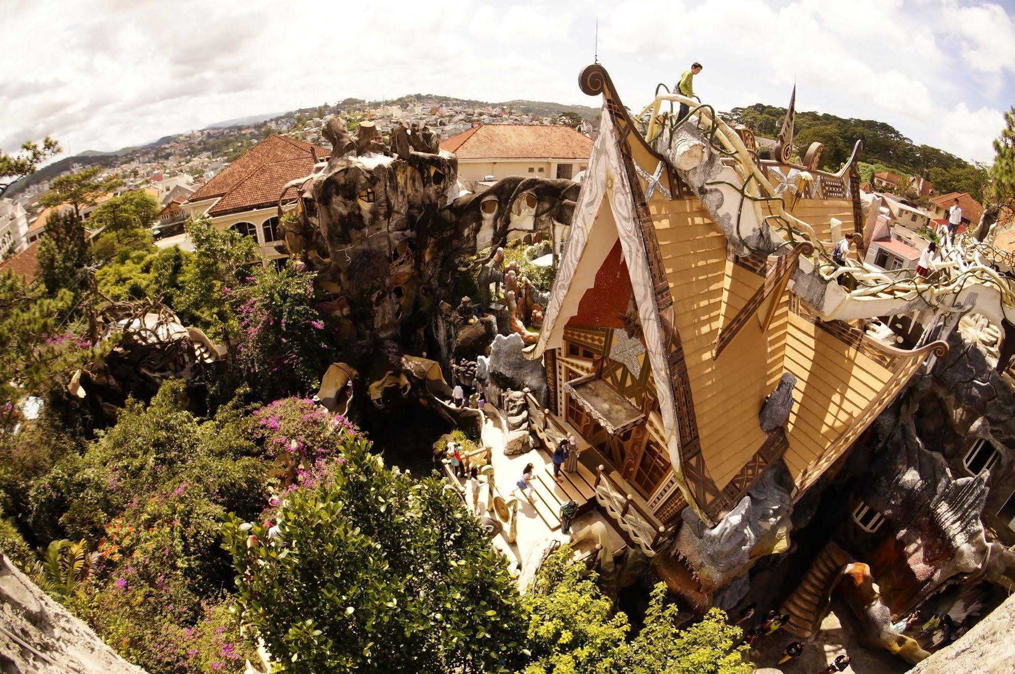Crazy House Villa Da Lat Exterior foto
